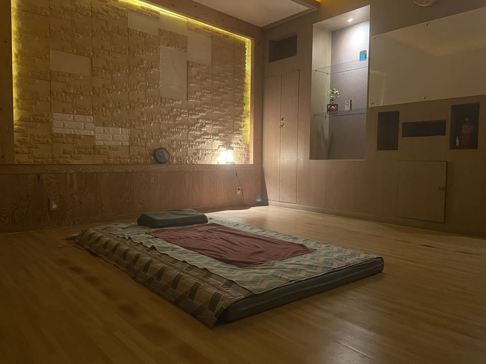 메인 배너 슬라이드 이미지 2