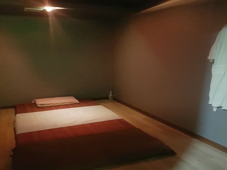 메인 배너 슬라이드 이미지 4