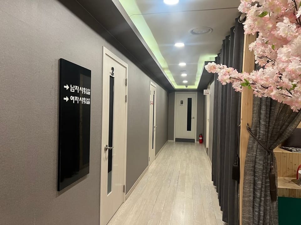 메인 배너 슬라이드 이미지 2