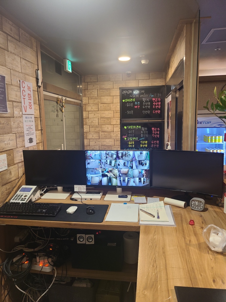 메인 배너 슬라이드 이미지 1